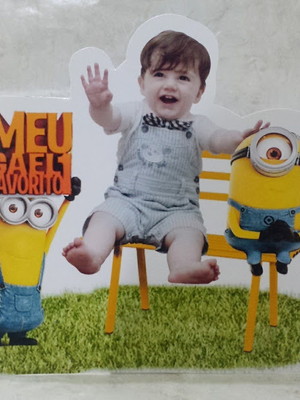 Display de mesa com foto minions