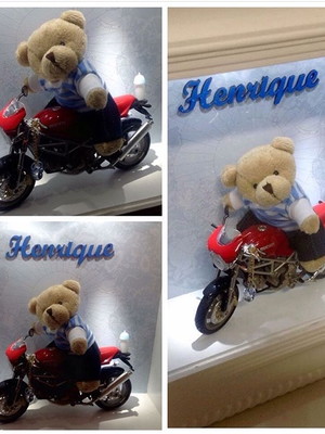 Quadro henrique na moto com led
