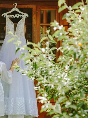 1 robe de cetim - renda