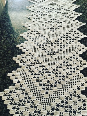 Caminho trilho de mesa em croche feito a mão fio de algodão