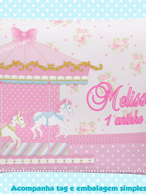 Almofada personalizada carrossel encanta