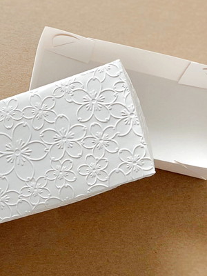 Caixa dois bem casados ou 8 doces branca 14x7x4 cm