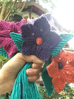 Flor em macramê