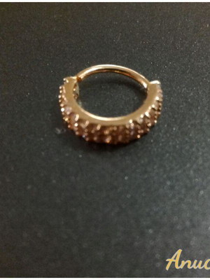 Piercing cartilagem helix folheado a ouro com zircônias