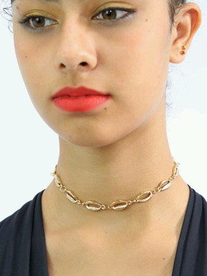 Gargantilha banhada búzios choker