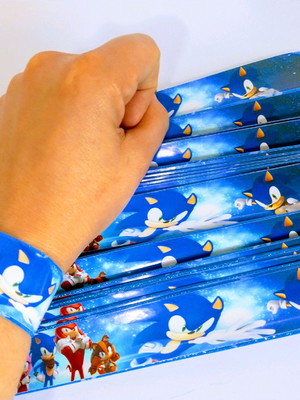 Pulseira bate enrola personalizadas
