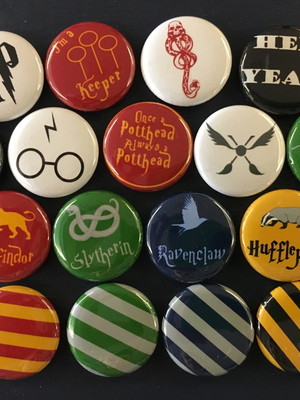 Botons / buttons / broches / anúncio personalizado
