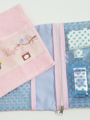 Necessaire para kit higiene com toalha