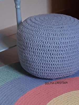 Puff de croche com capa removível 40x30