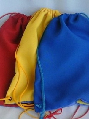 Sacochila/ sacomochila lisa s/ estampa com 100 unidades