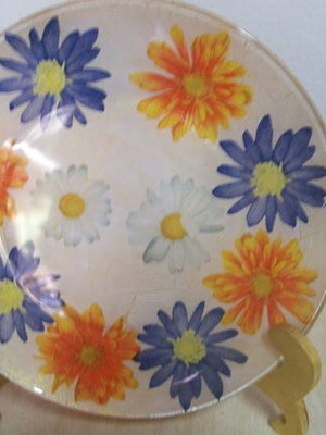 Prato de louça com decoupage