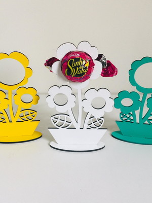 Kit com 10 lembrancinhas dia das mães de florzinha em mdf