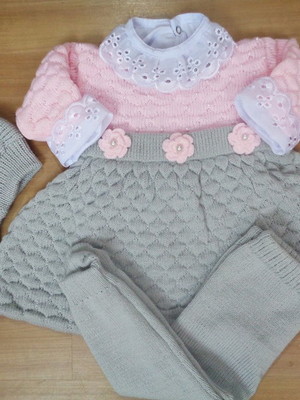 Vestido flor com boina e body