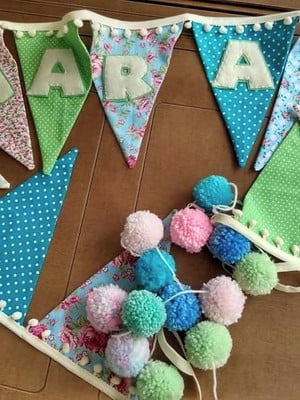 Bandeirola triangular personalizada