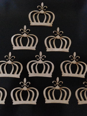 Pacote com 10 apliques de coroa em mdf