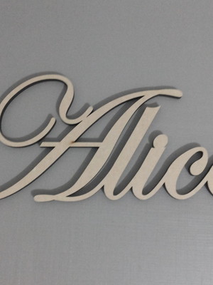 Nome alice mdf 6mm com 30cm