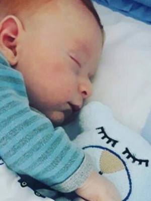 Kit manta carrinho + naninha bebê personalizada não é cetim