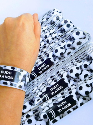 Pulseira bate enrola personalizada futebol