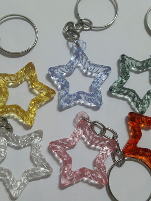 60 chaveiros de estrela com tag personalizada