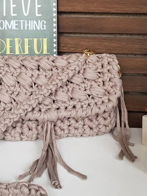 Bolsa de crochê emily em fio de malha