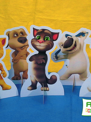 Kit om 05 display de mesa talking tom