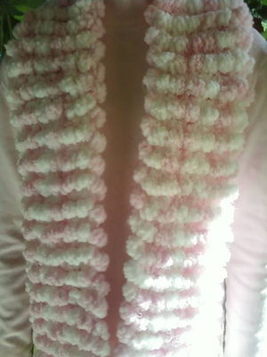 Cachecol de pom pom
