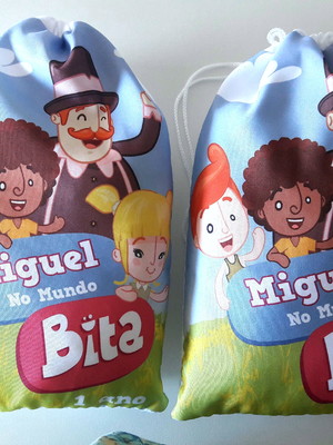 ( 001) sacolinha personalizada mundo bita