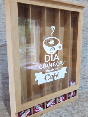 Suporte porta capsulas de café três corações em mdf