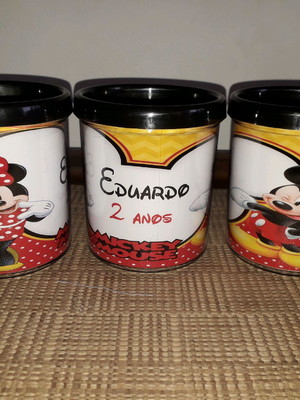 Canecas de acrílico mickey e minnie
