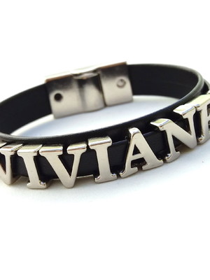 Pulseira feminina em couro personalizada com nome