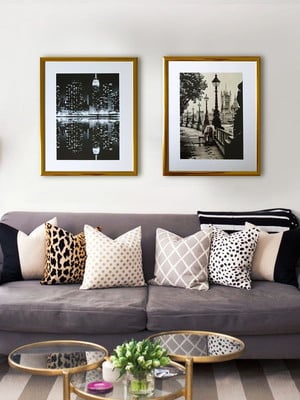 Conjunto com 2 quadros minimalistas, moldura dourada e vidro