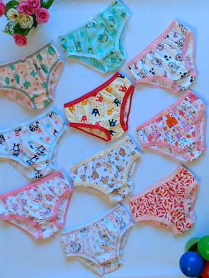 Kit com 6 calcinha infantil de algodão estampadas delicadas