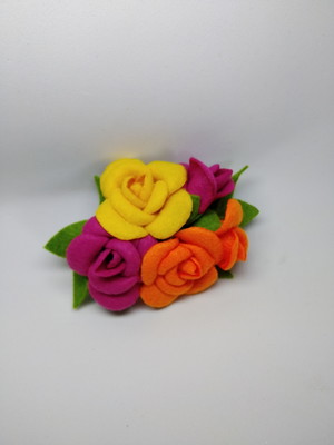 Grampo flores feltro
