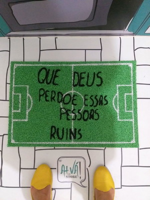 Capacho que deus perdoe essas pessoas ruins didico