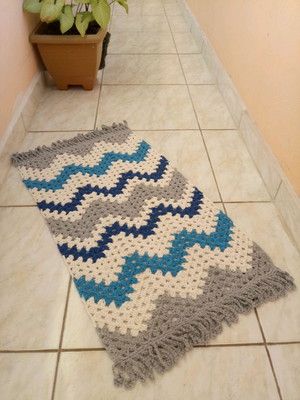 Tapete de crochê zigzag