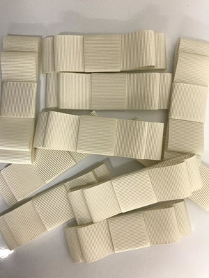 Laço duplo off-white