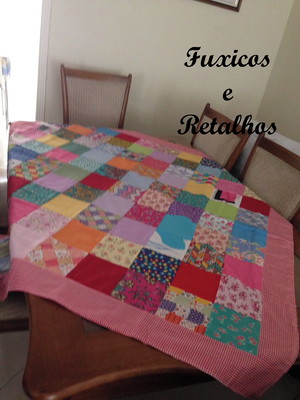 Toalha de mesa em retalhos artesanal 2.00m x 1,40m