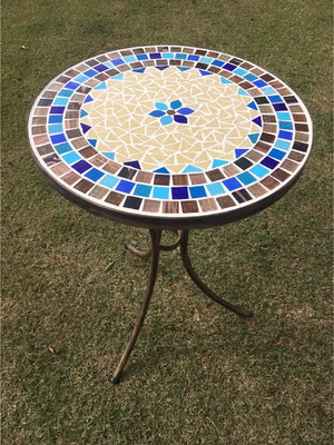 Mesa de mosaico 0,40cm diâmetro