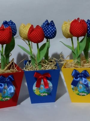 Centro de mesa galinha pintadinha colors