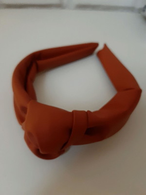 Tiara turbante couro ferrugem
