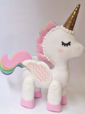 Unicórnio em feltro