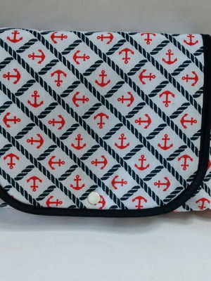 Necessaire do bebê com aba