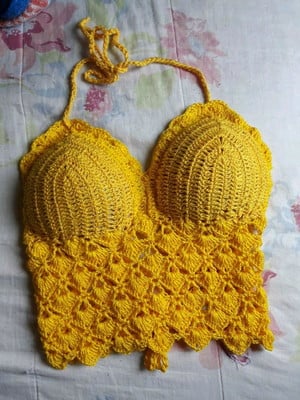 Top cropped de croche