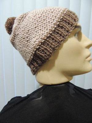 Gorro com pom pom