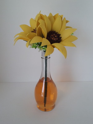 Arranjo com flores artificiais