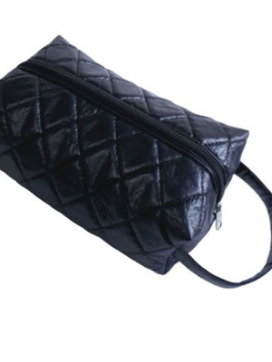 Necessaire box unissex preta matelassê