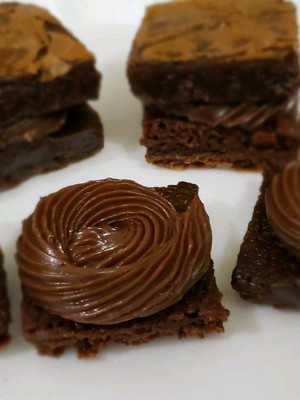Brownie - caixa 8 unidades