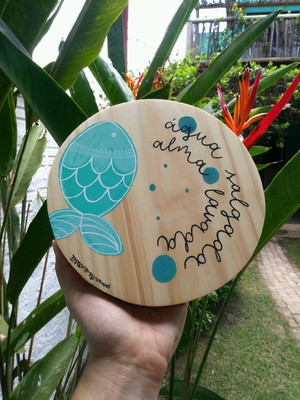 Quadro redondo "água salgada, alma lavada"