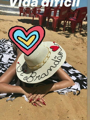 Chapeu de praia personalizado