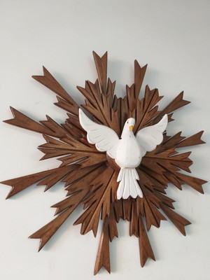 Divino espírito santo de madeira 60 x 60 com raios duplos